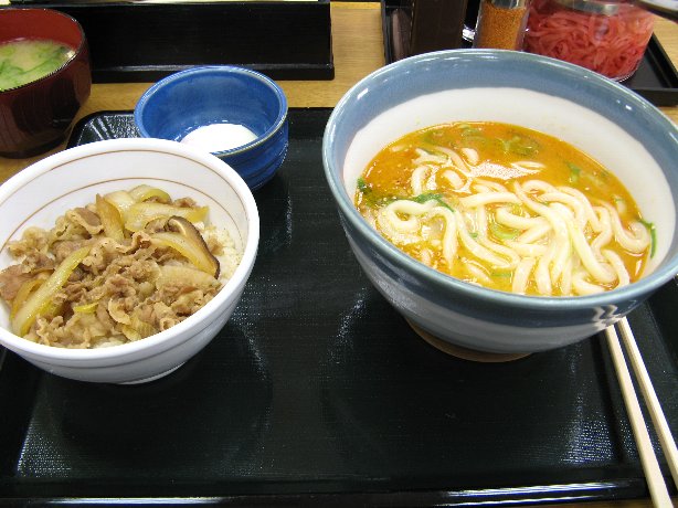 坦々うどん