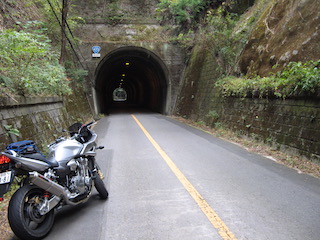 国道473根裏トンネル