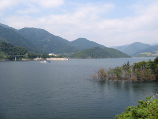 徳山ダム湖