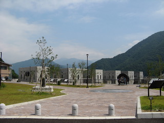 徳山ダム公園
