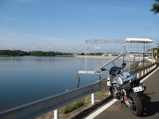 ボート競技のゴールとCB