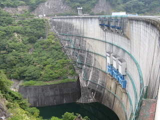 三河ダム