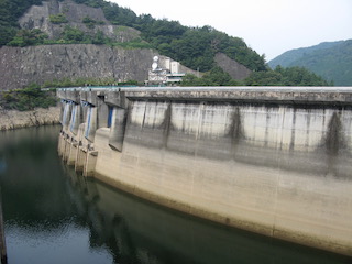 奥三河湖